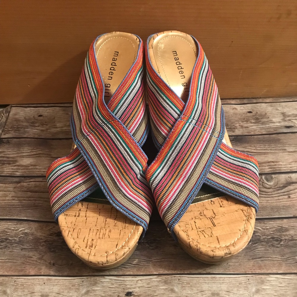 Madden girl Nautical wedge sandals